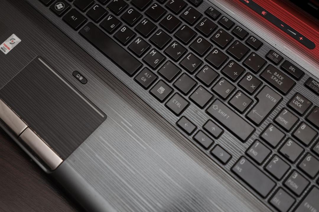 Practical Cybersecurity for Everyday Users: A Plain-English Guide
